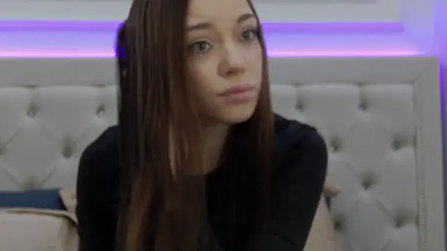 ZoeyNeal online show from 8, 3, 2026