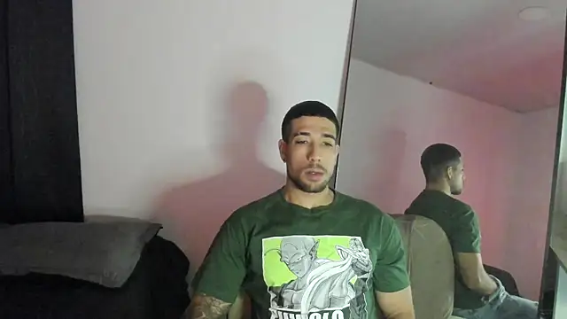 ThiagoLugo online show from 8, 11, 2025