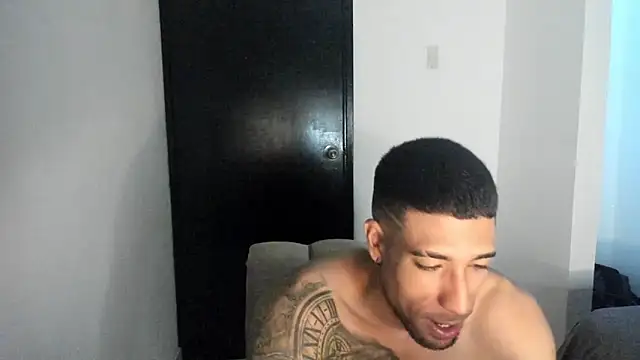 ThiagoLugo online show from 11, 4, 2026