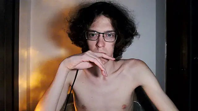 LovesomeCookie online show from 6, 5, 2026
