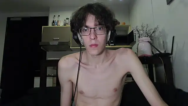 LovesomeCookie online show from 8, 10, 2025