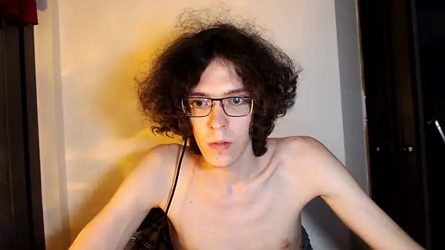 LovesomeCookie online show from 3, 5, 2026