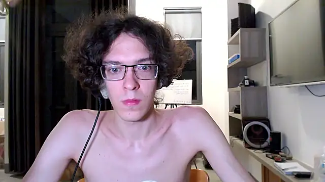 LovesomeCookie online show from 10, 3, 2026