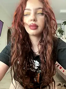 Snapshot of Hannah_xBaby chatting on 19, 10, 2025 Hannah xBaby online show from 19, 10, 2025