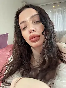 Snapshot of Hannah_xBaby chatting on 18, 11, 2025 Hannah xBaby online show from 18, 11, 2025