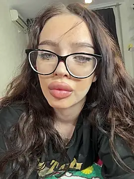 Snapshot of Hannah_xBaby chatting on 18, 1, 2026 Hannah xBaby online show from 18, 1, 2026