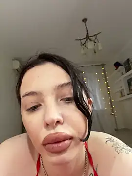 Snapshot of Hannah_xBaby chatting on 16, 11, 2025 Hannah xBaby online show from 16, 11, 2025