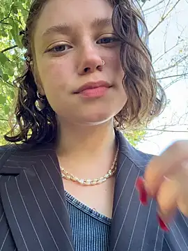 lucy-joy online show from 13, 9, 2025