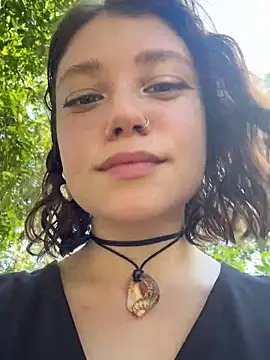 lucy-joy online show from 10, 9, 2025