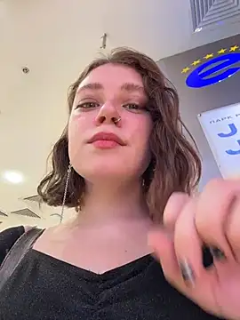 lucy-joy online show from 4, 11, 2025