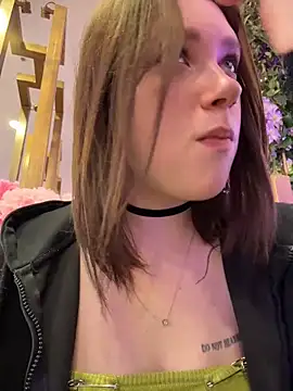 lucy-joy online show from 5, 3, 2026