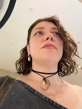 lucy-joy online show from 20, 9, 2025