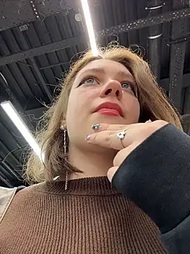 lucy-joy online show from 4, 12, 2025