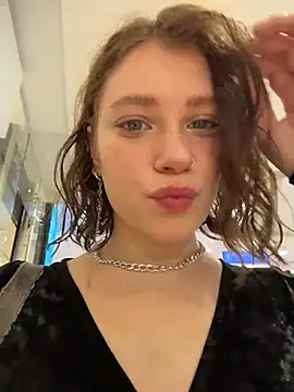 lucy-joy online show from 11, 10, 2025