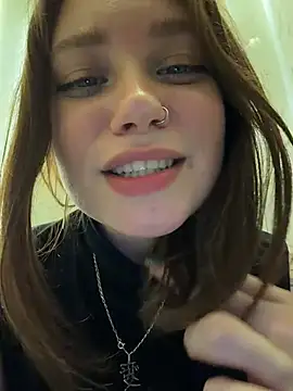 lucy-joy online show from 11, 5, 2026