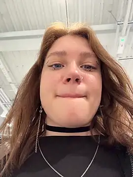 lucy-joy online show from 3, 6, 2026