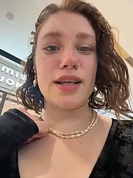 lucy-joy online show from 5, 10, 2025