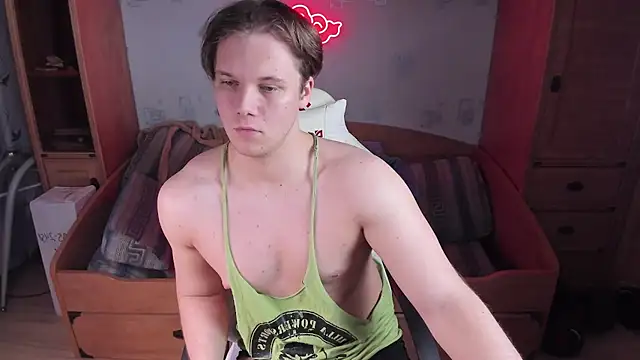 Snapshot of Dexter_Bennett chatting on 18, 12, 2025 Dexter Bennett online show from 18, 12, 2025