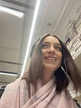 Snapshot of DollyTall chatting on 13, 1, 2026 DollyTall online show from 13, 1, 2026