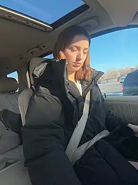 Snapshot of DollyTall chatting on 14, 11, 2025 DollyTall online show from 14, 11, 2025