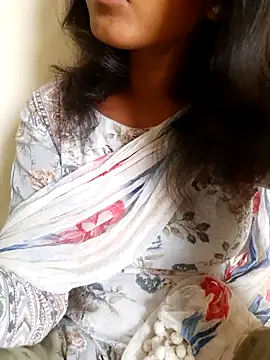 Snapshot of AnkitaDevi chatting on 2, 7, 2026 AnkitaDevi online show from 2, 7, 2026