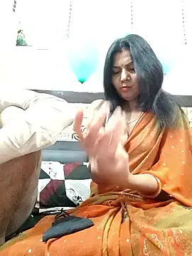 Yourhotsweetgirl online show from 15, 1, 2026