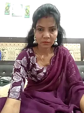 Yourhotsweetgirl online show from 9, 9, 2025