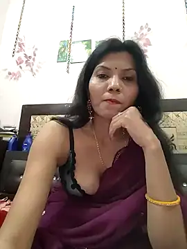 Yourhotsweetgirl online show from 16, 12, 2025