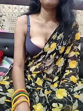 Yourhotsweetgirl online show from 31, 10, 2025