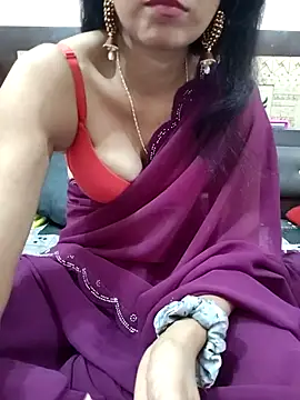 Yourhotsweetgirl online show from 3, 11, 2025