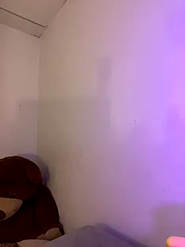 Emily Taylor2 online show from 1, 10, 2025