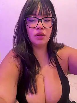 Emily Taylor2 online show from 25, 4, 2026