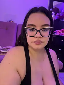 Emily Taylor2 online show from 8, 2, 2026