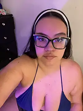 Emily Taylor2 online show from 25, 11, 2025