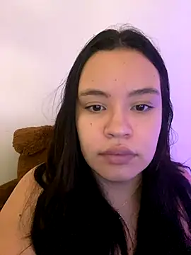 Emily Taylor2 online show from 28, 11, 2025