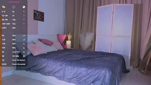 AvrilLeMell online show from 10, 9, 2025