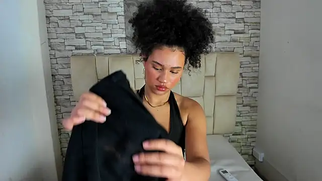 Celesste doll online show from 27, 11, 2025