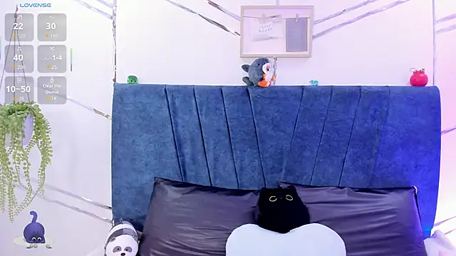 Camilla Miller01 online show from 14, 11, 2025