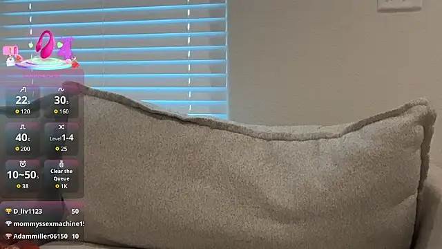 heyitsmadig online show from 3, 10, 2025