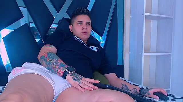 Snapshot of karla_sexy21 chatting on 12, 11, 2025 karla sexy21 online show from 12, 11, 2025