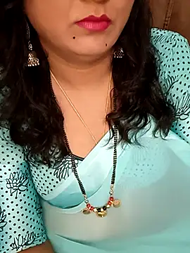 Snapshot of Niharika555 chatting on 13, 5, 2026 Niharika555 online show from 13, 5, 2026