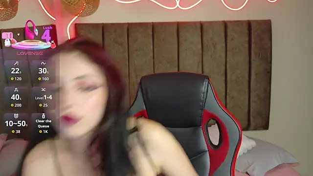 Megan  cole1 online show from 26, 9, 2025