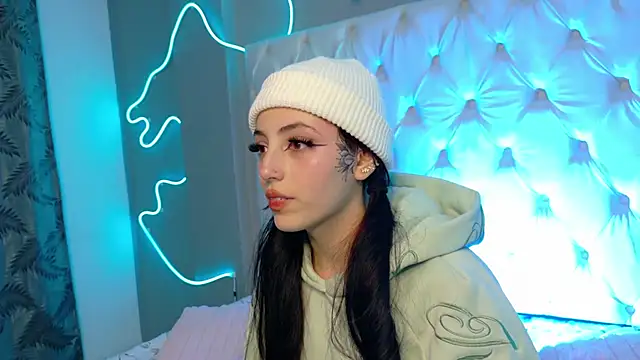 Megan  cole1 online show from 7, 11, 2025