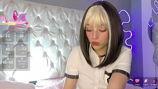 Megan  cole1 online show from 11, 9, 2025