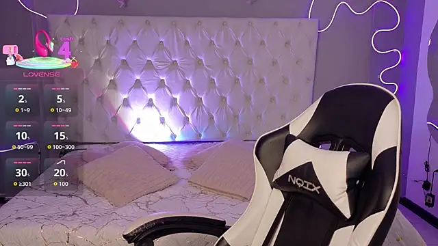 Megan  cole1 online show from 26, 11, 2025