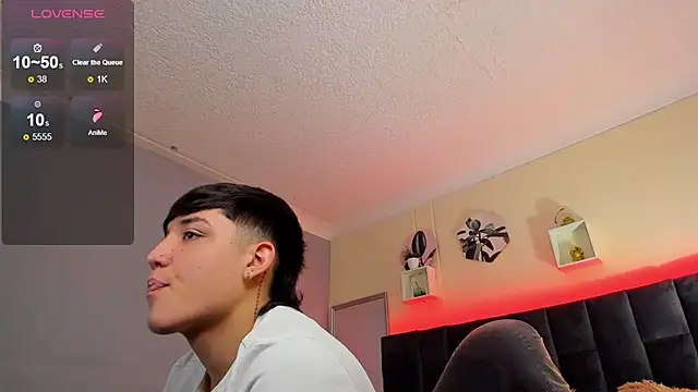 Snapshot of Ares_di_martin chatting on 10, 9, 2025 Ares di martin online show from 10, 9, 2025