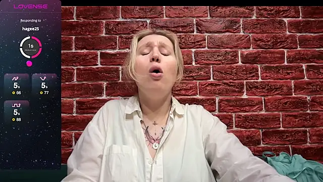 CitrusBlissss online show from 4, 11, 2025