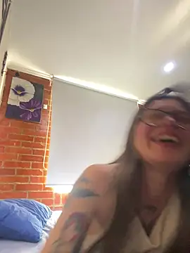 KoraSweett online show from 7, 2, 2026