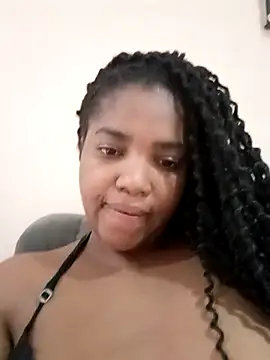 Snapshot of SamaraArtiaga1 chatting on 2, 11, 2025 SamaraArtiaga1 online show from 2, 11, 2025