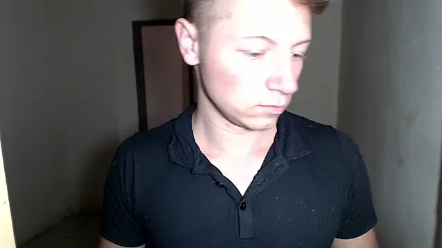 Snapshot of BlondZilla chatting on 9, 2, 2026 BlondZilla online show from 9, 2, 2026